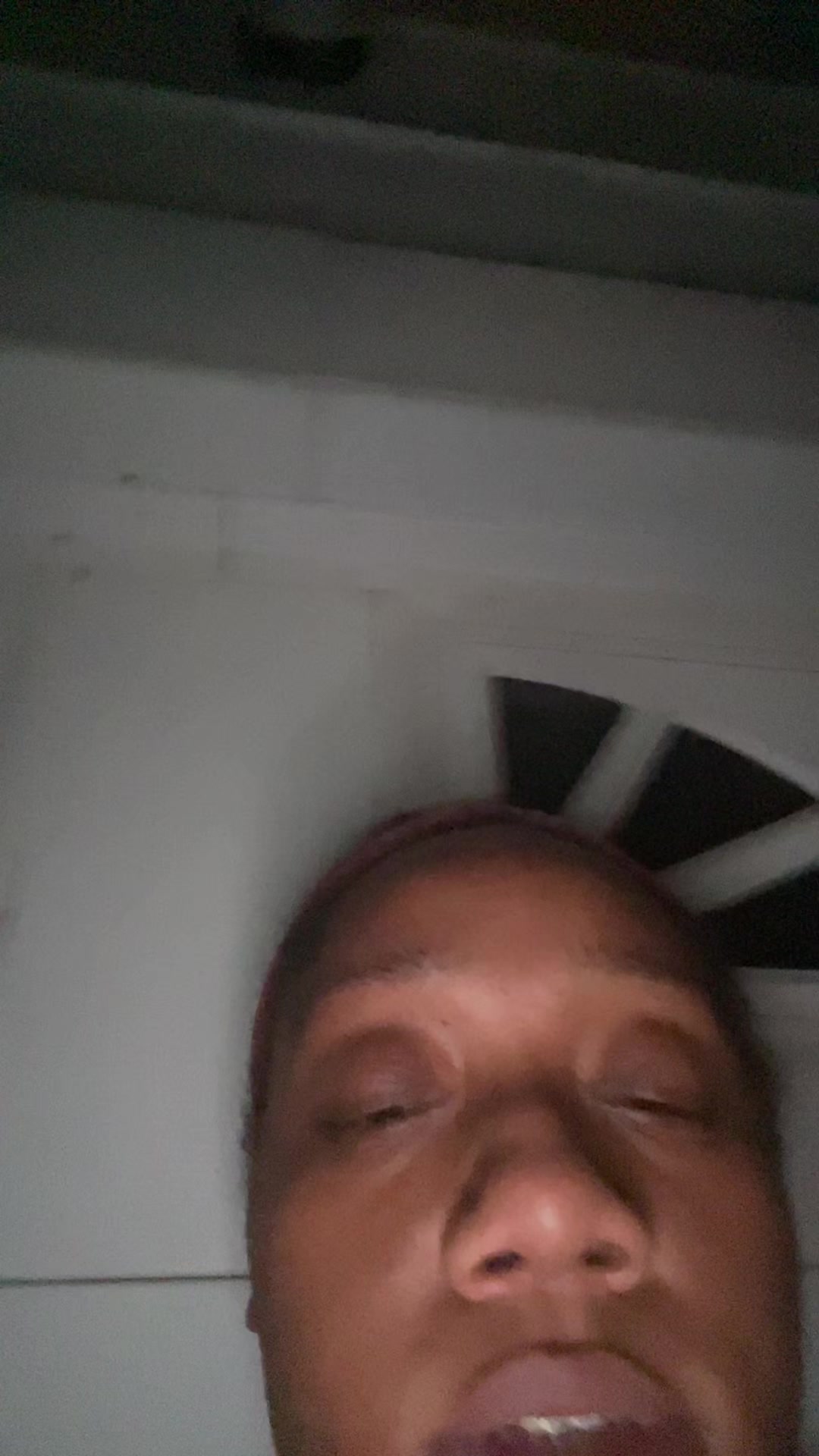 @Dee_nuggss