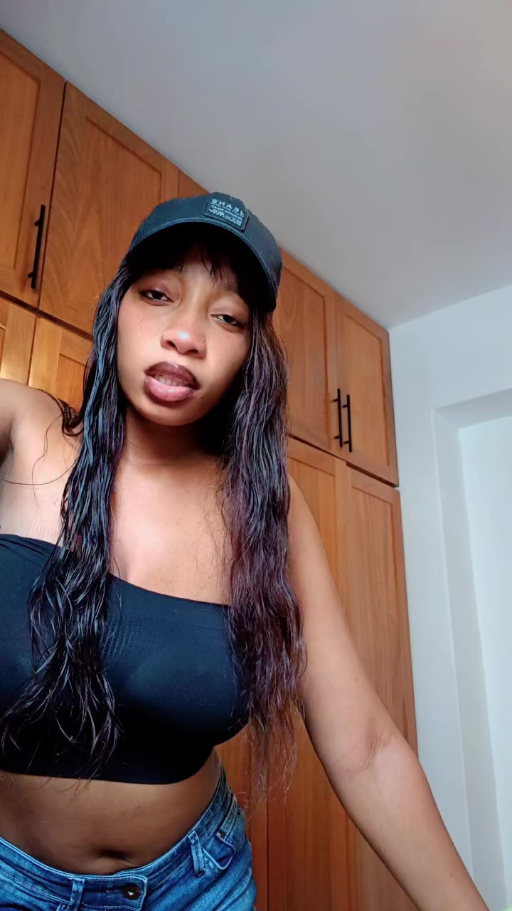 @Esmeralda