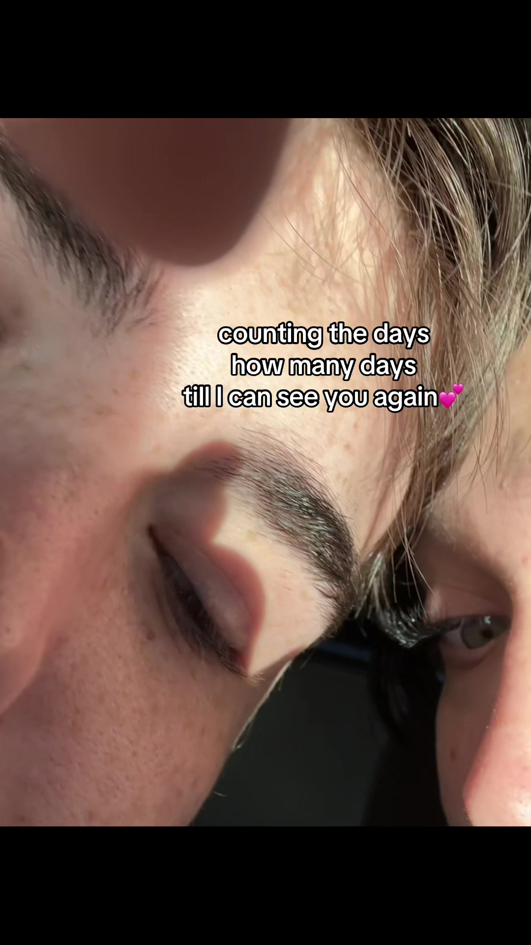 @vicaroni