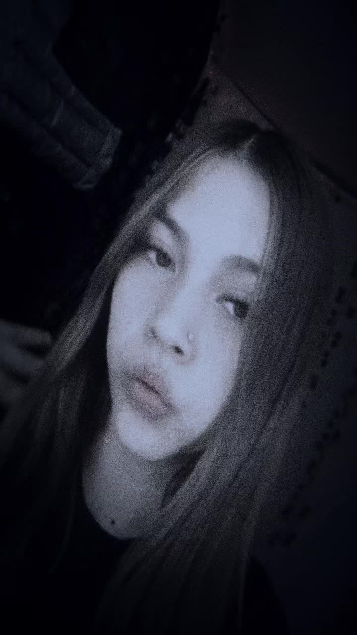 @Lillyy🎭