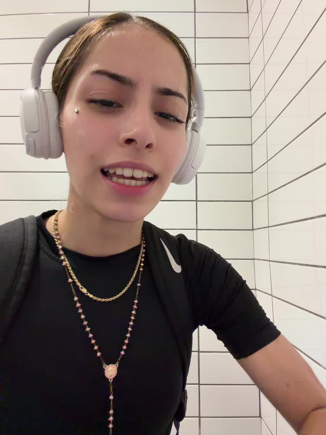 @z0oweemama01