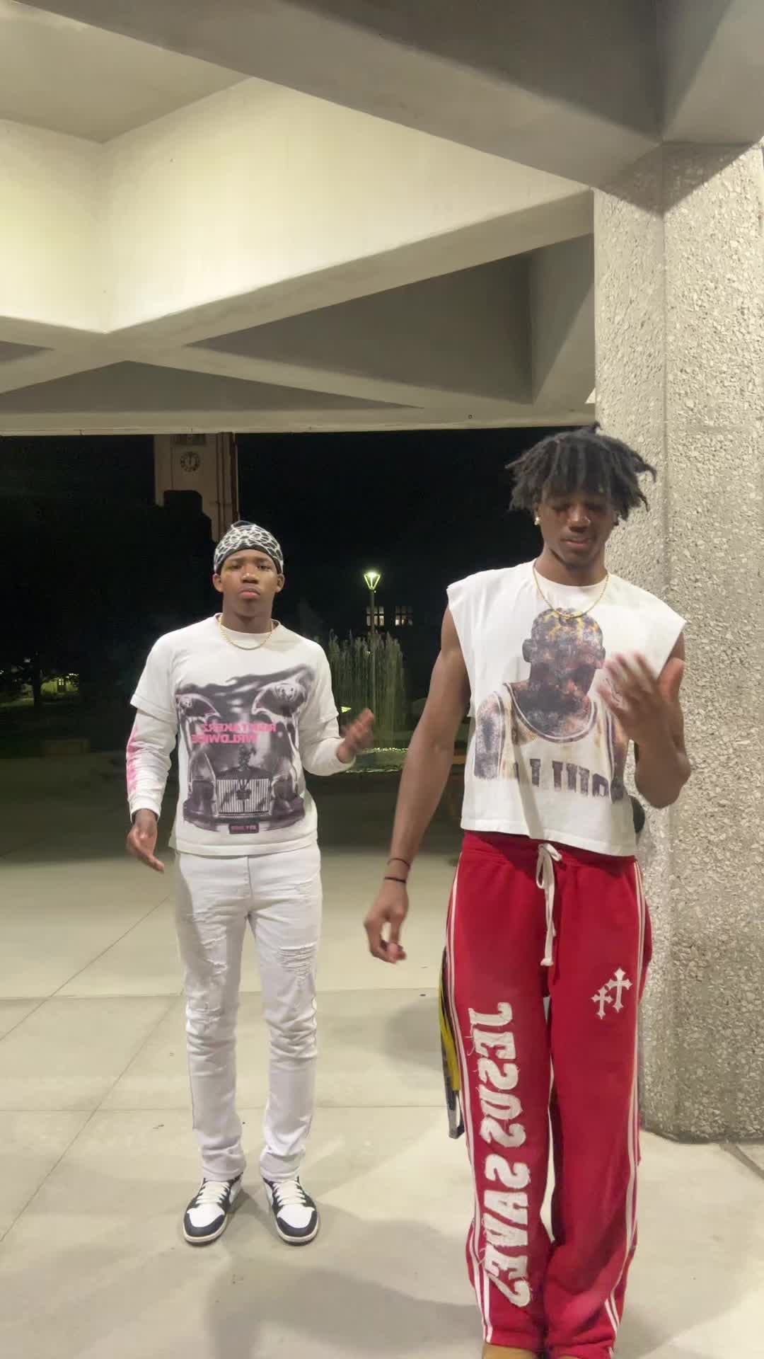 @Dre☣️