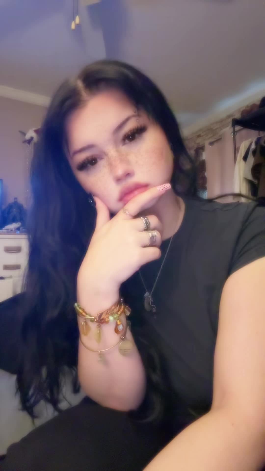 @𝐴𝑠𝑖𝑎🖤