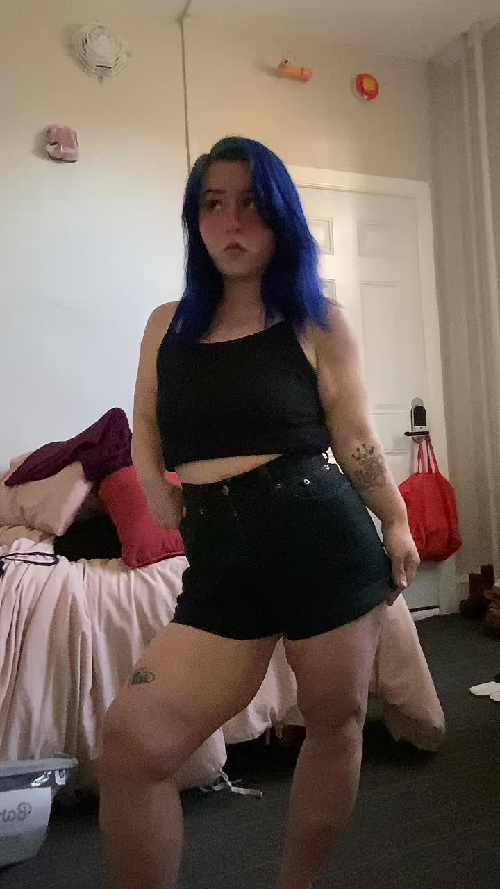 @its.courtneys.w0r1d