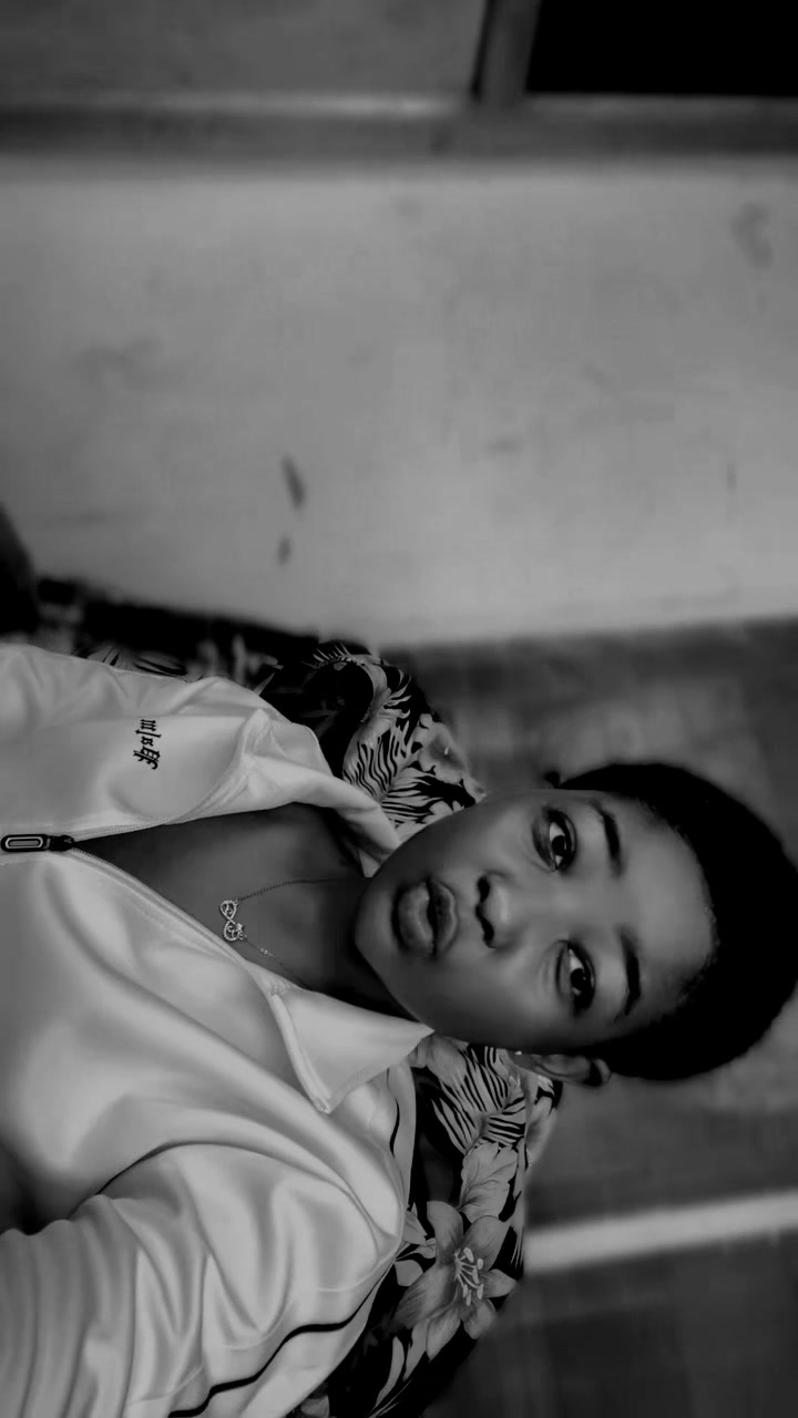 @…..🖇️Realest 🦋Afyah 💦💕