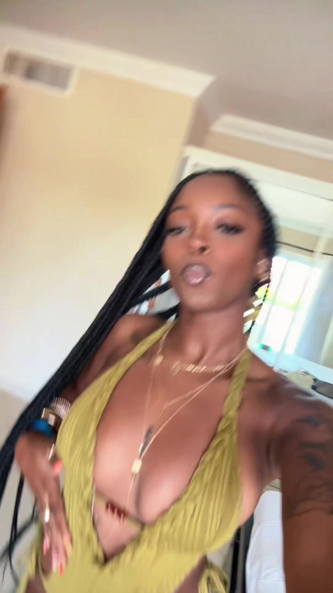 @Karizzyy