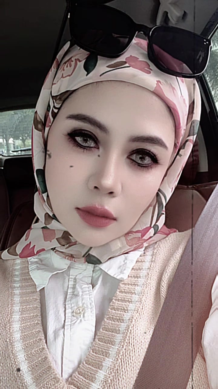 @Ms Izza Zubir