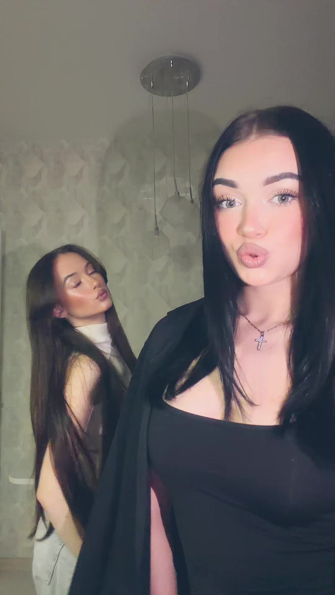 @alinohka__01