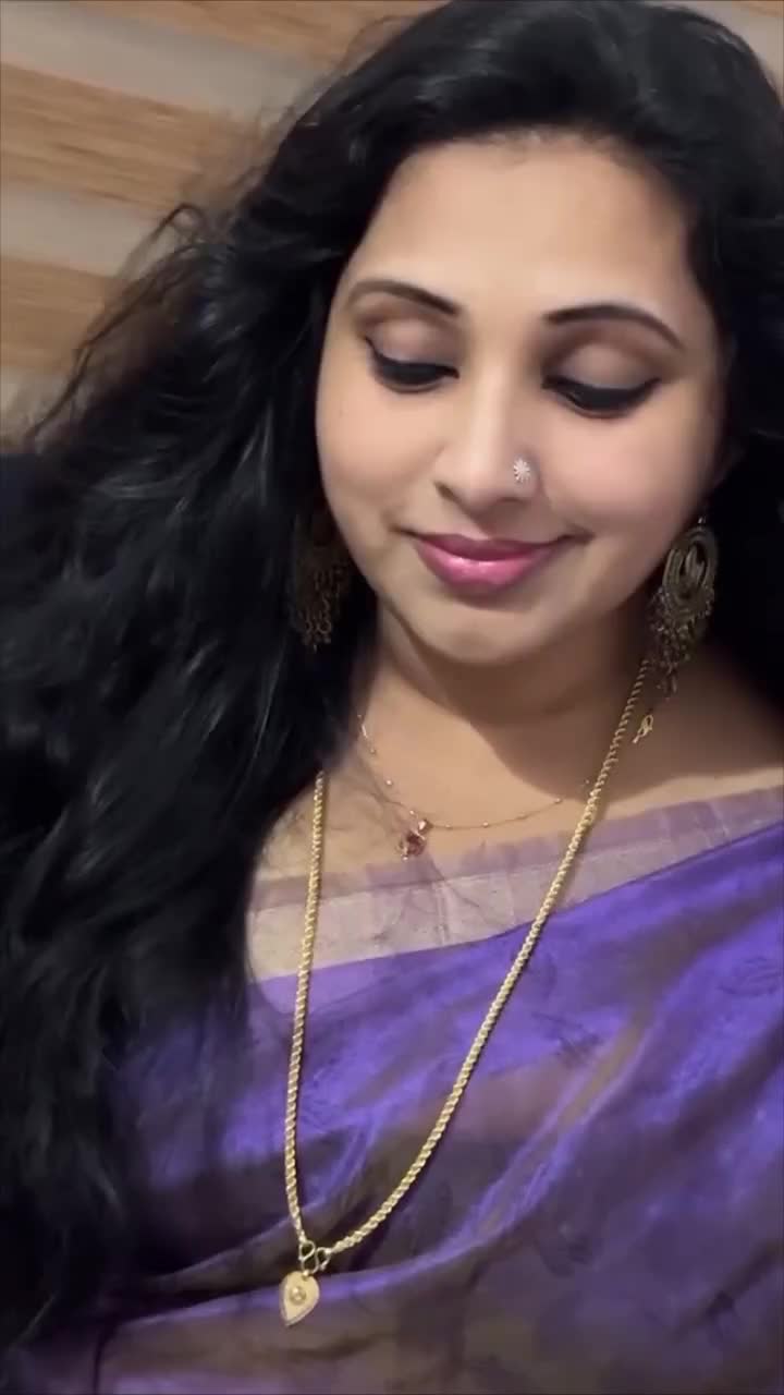 @)(সুমি চোীধুরী)(