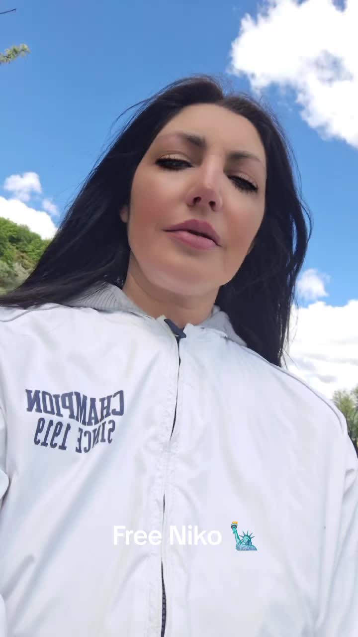 @Mara Montana