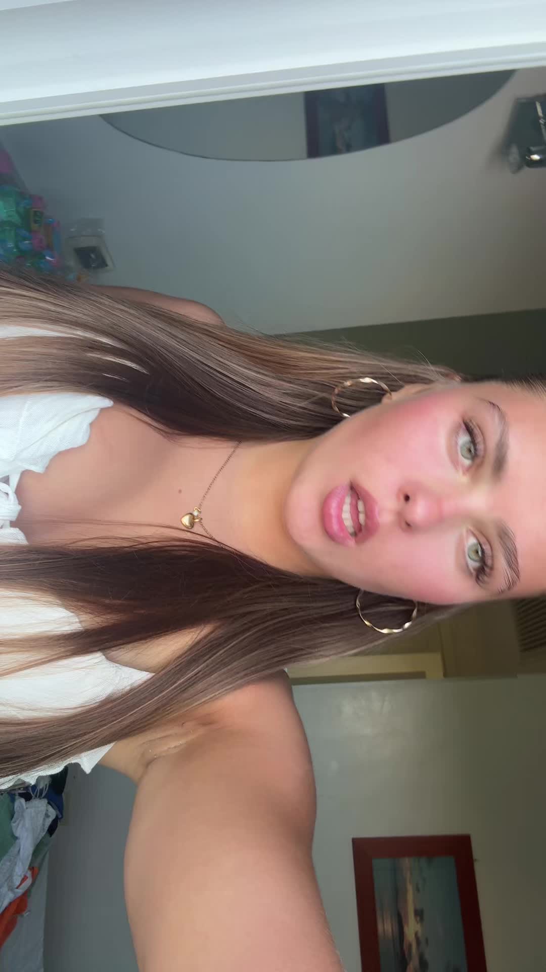 @szonja