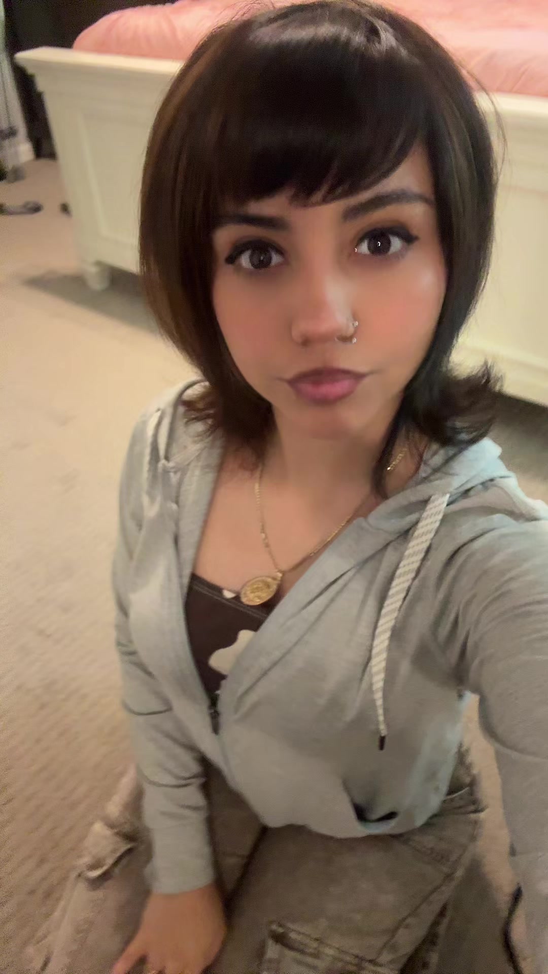 @️