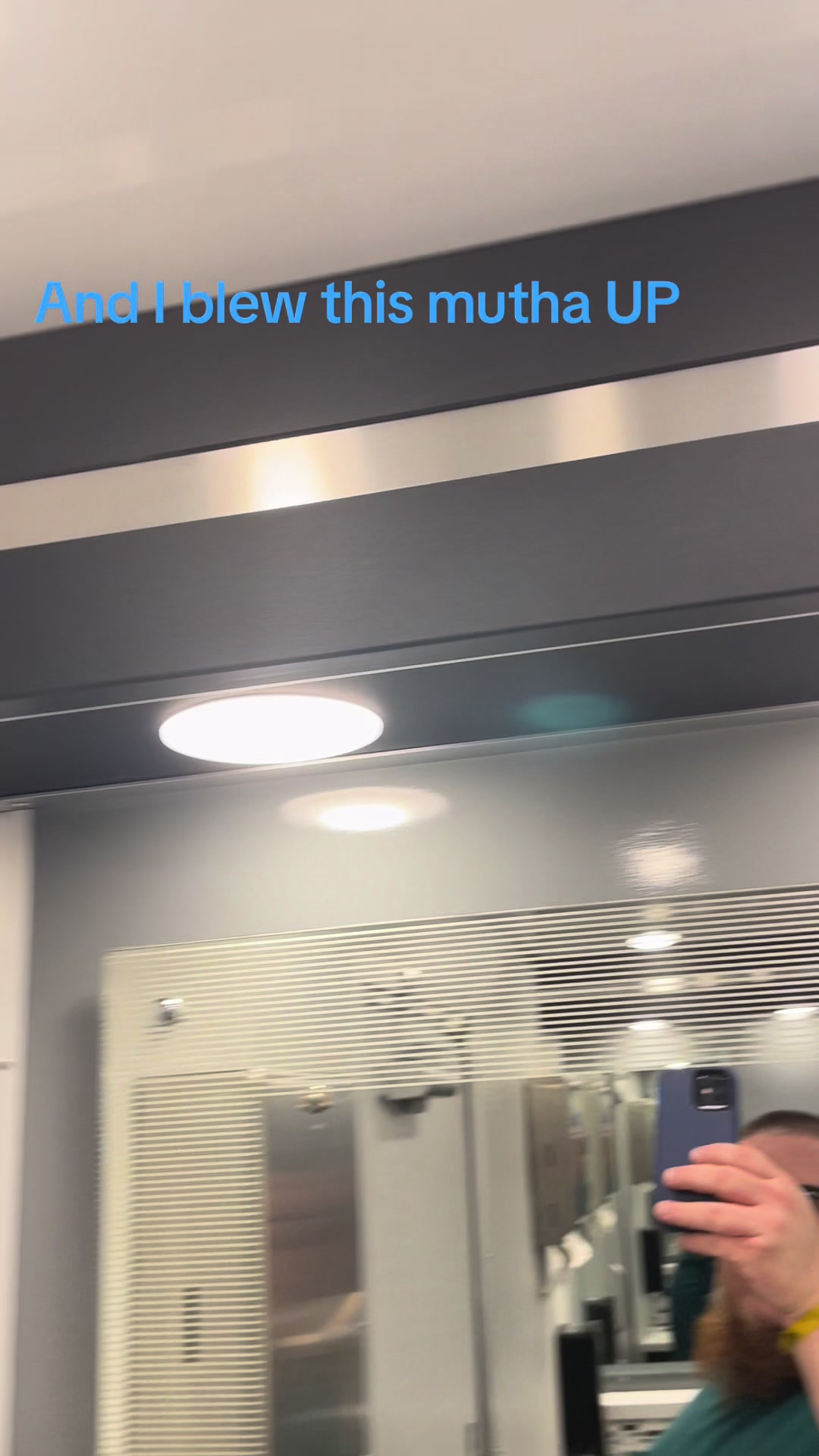 @KRONIQULA