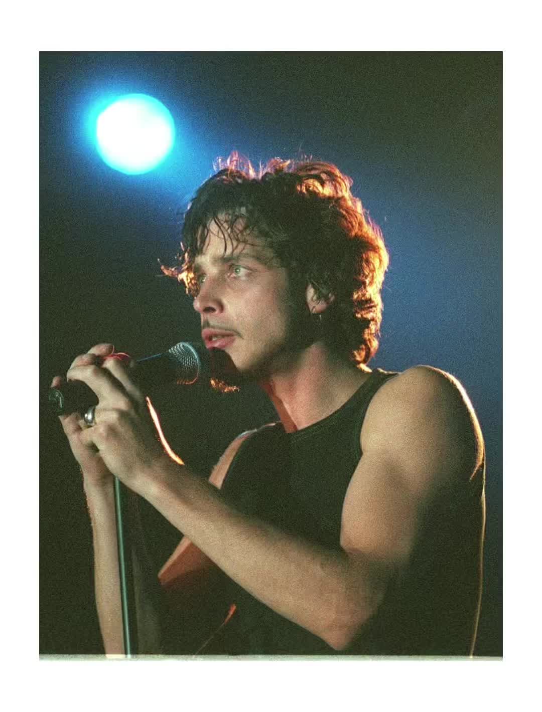 @:p