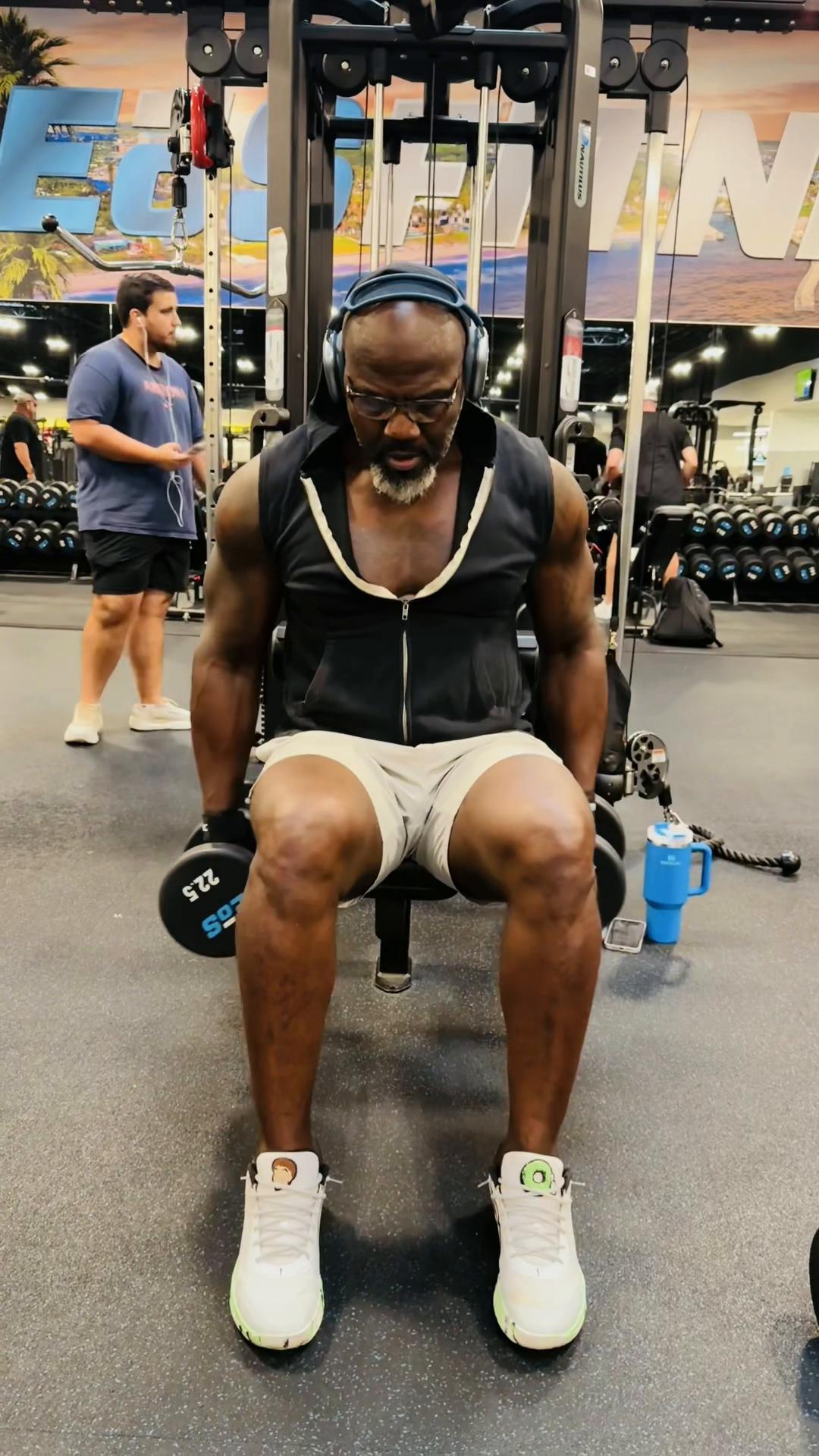 @UniverseALL Fitness