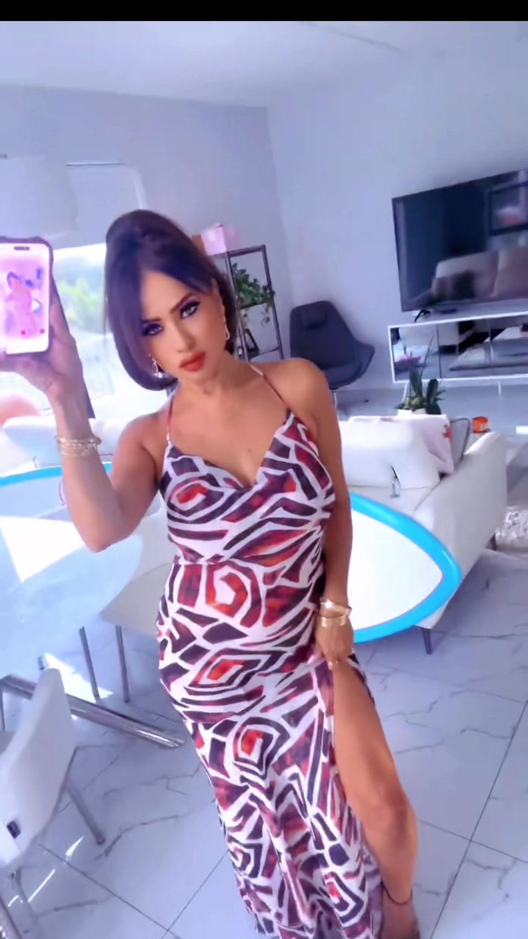 @Bellisa