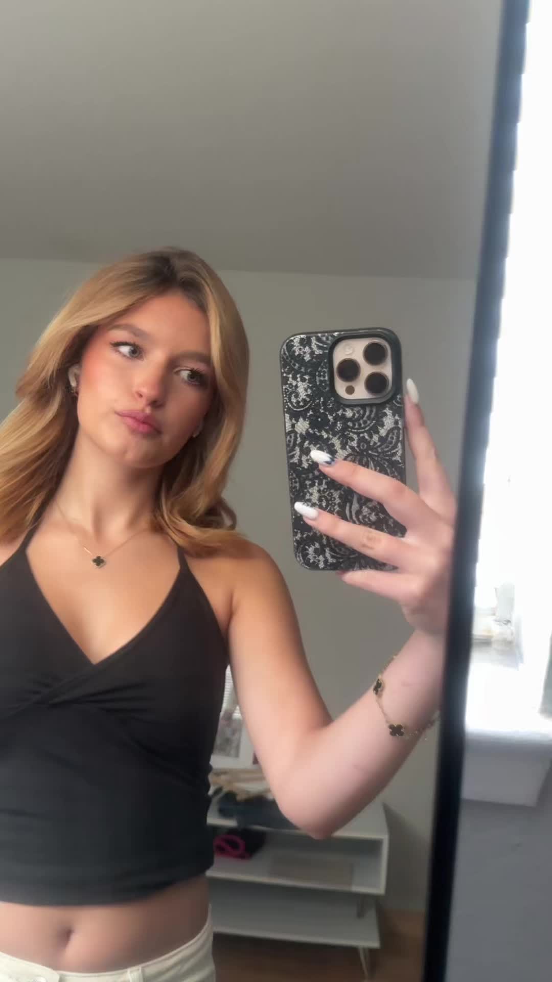 @ilovemariawithoneI