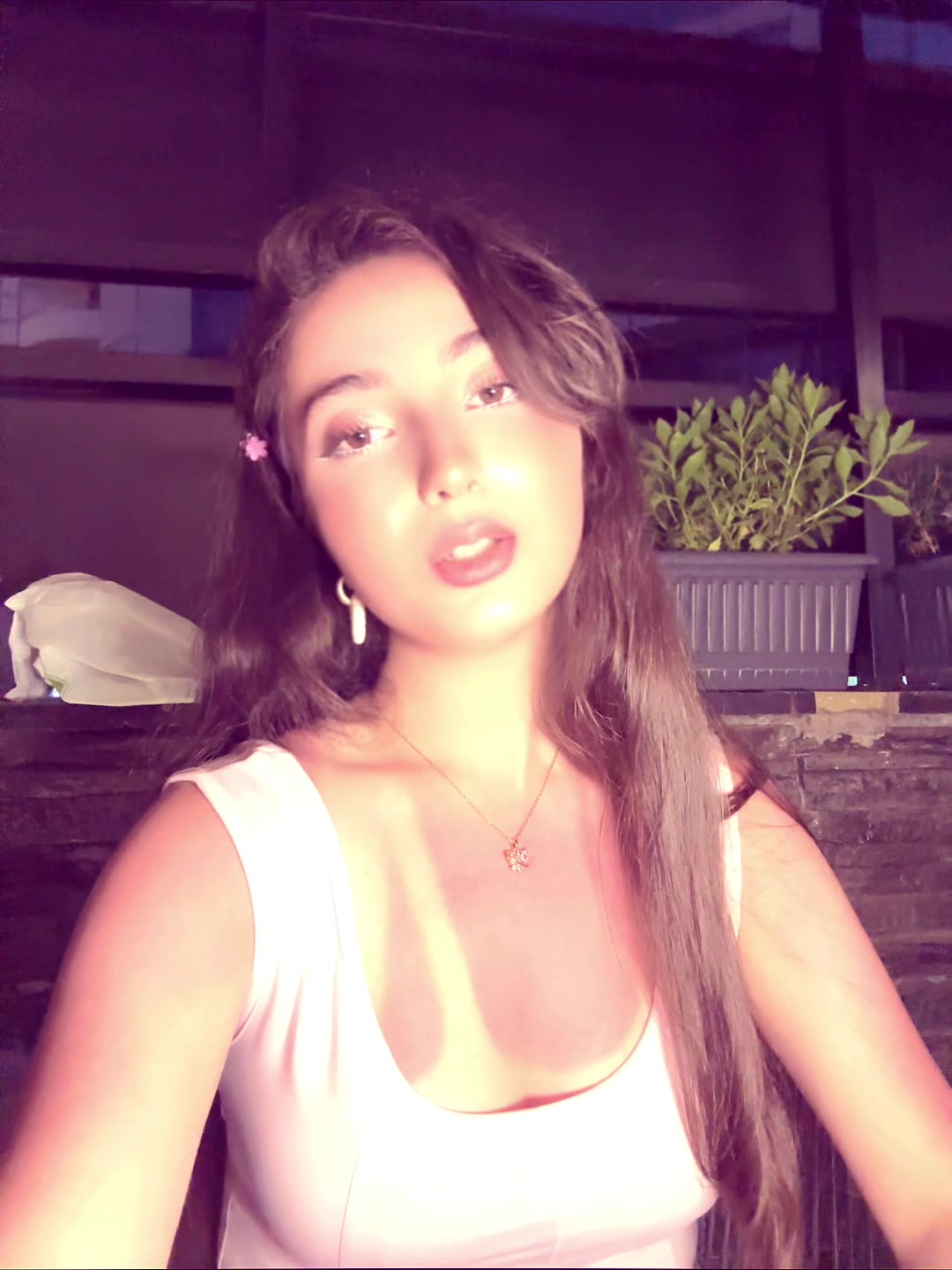 @<3