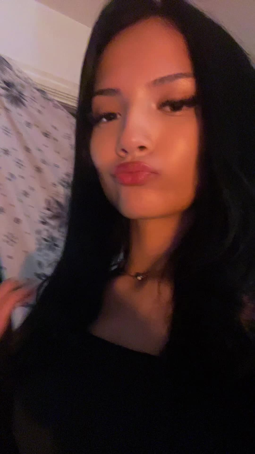 @⃟