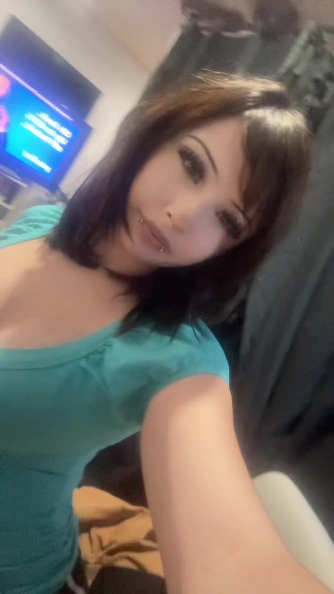 @🍏