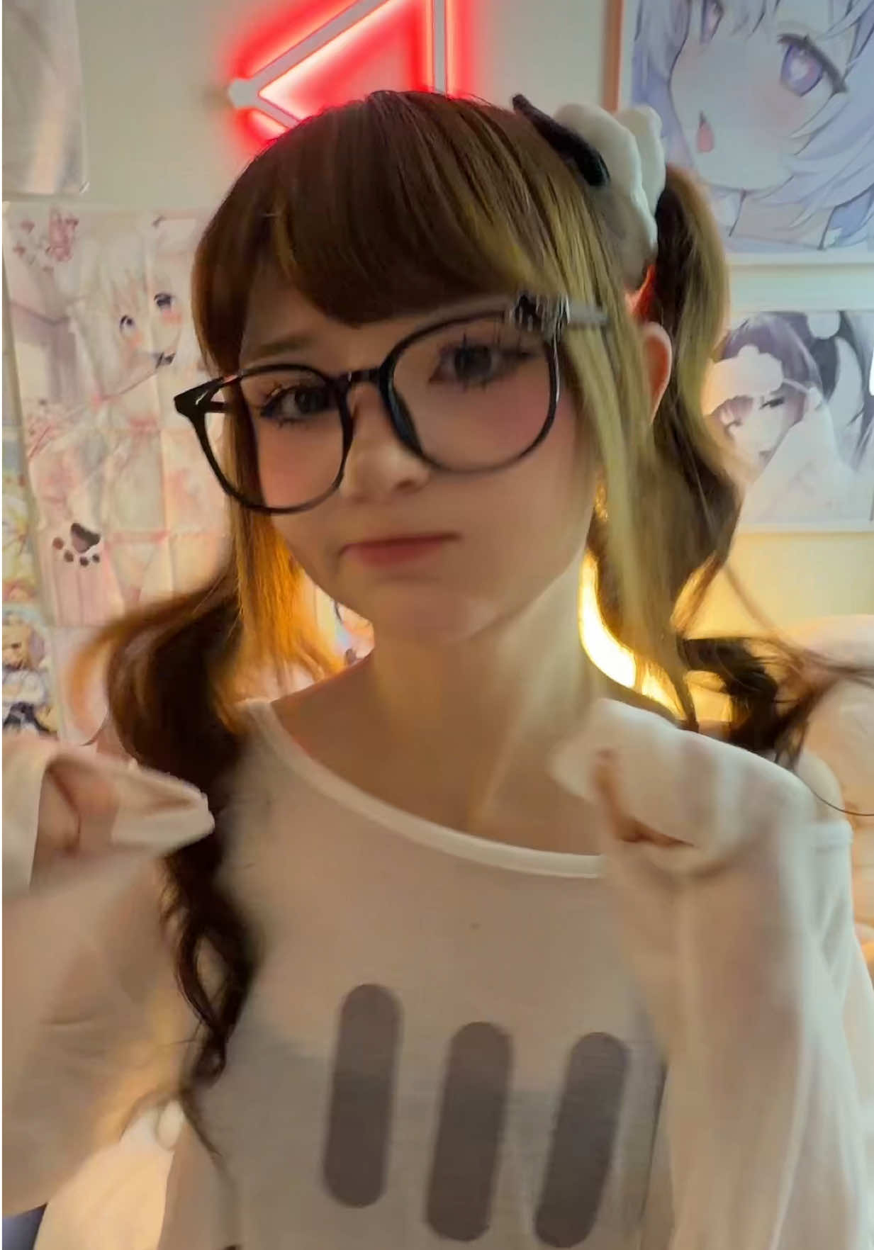 @tay ໒꒱ ‧₊