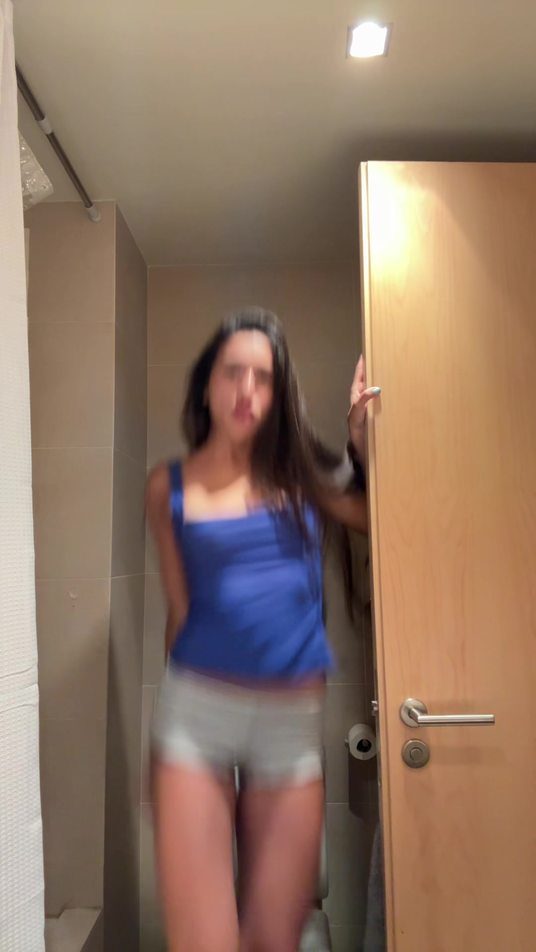 @Isa