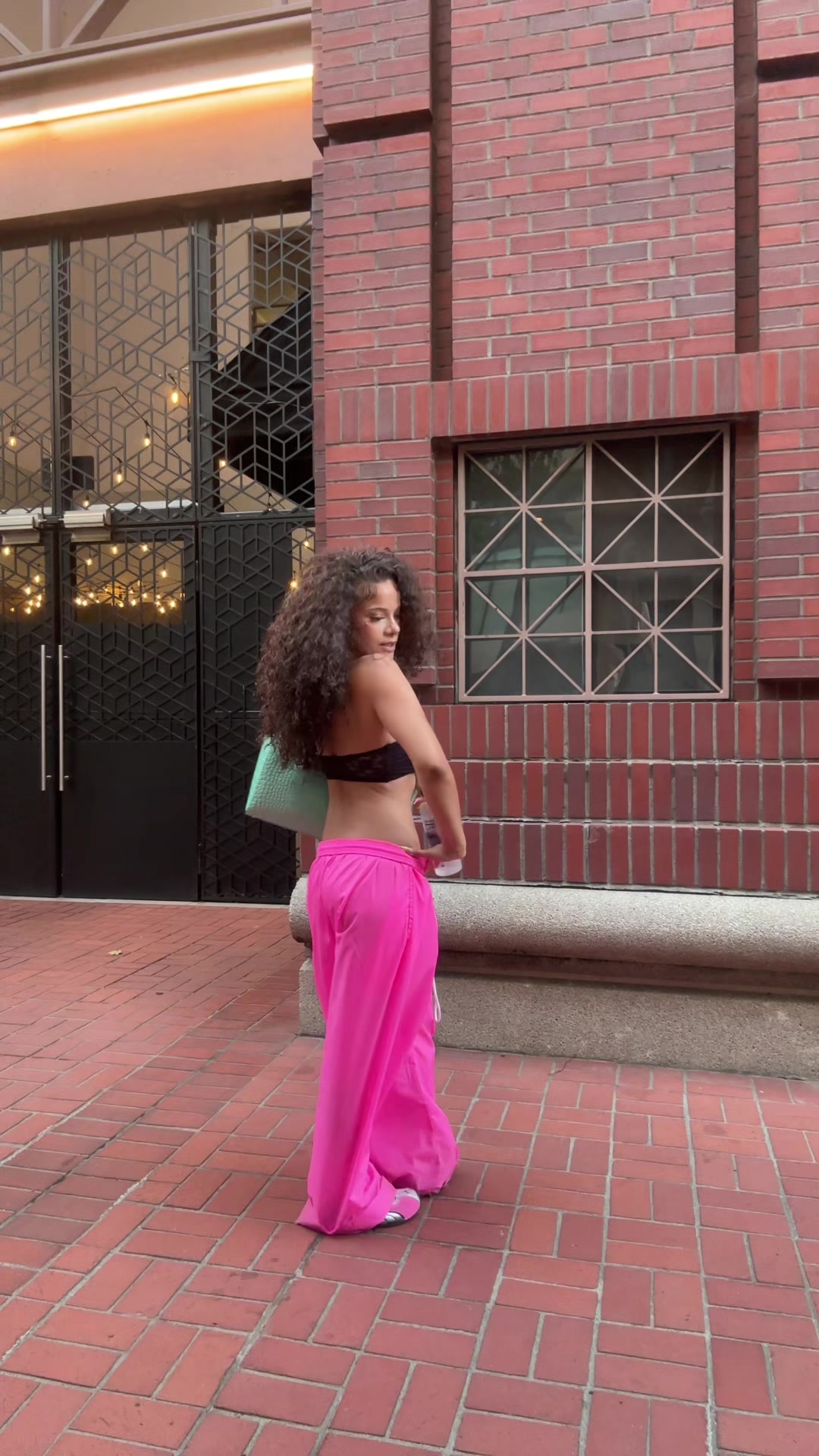 @mya