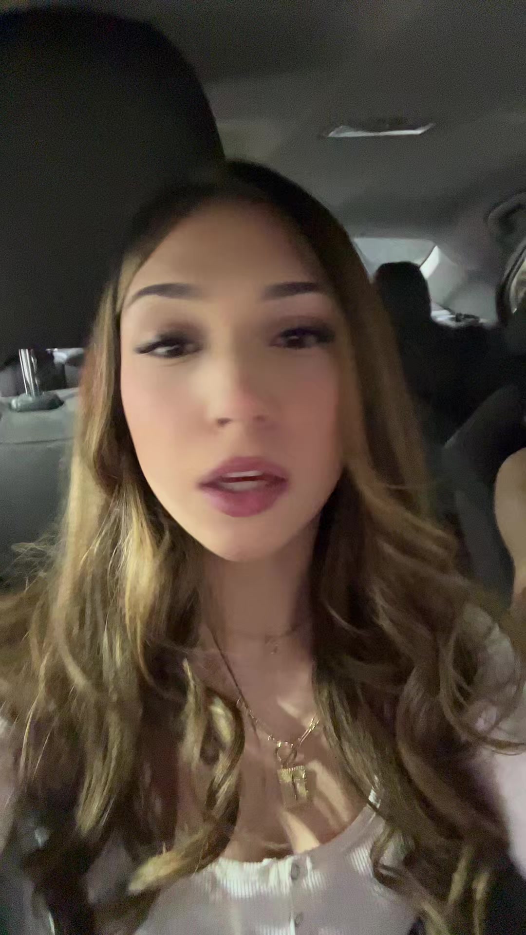 @clara.satx