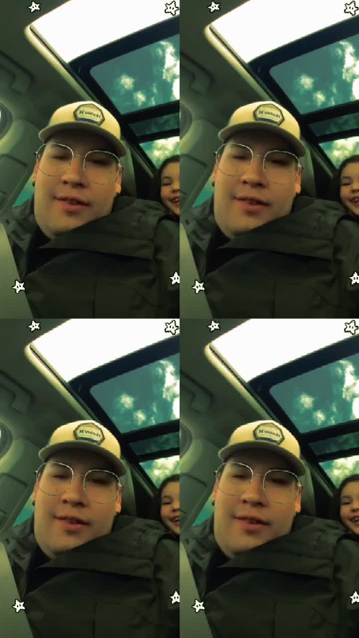 @<~ Jonathan ~>