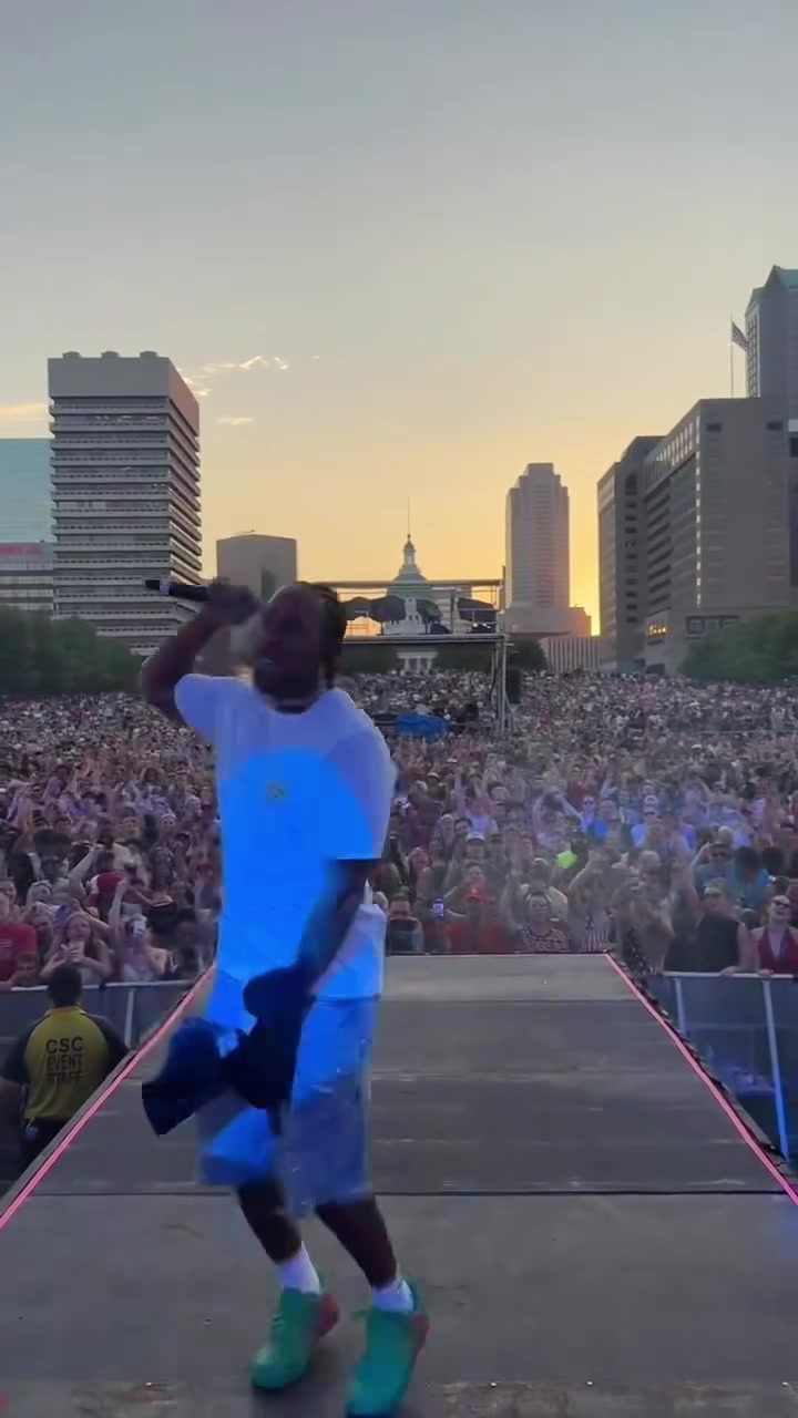 @Ludacris