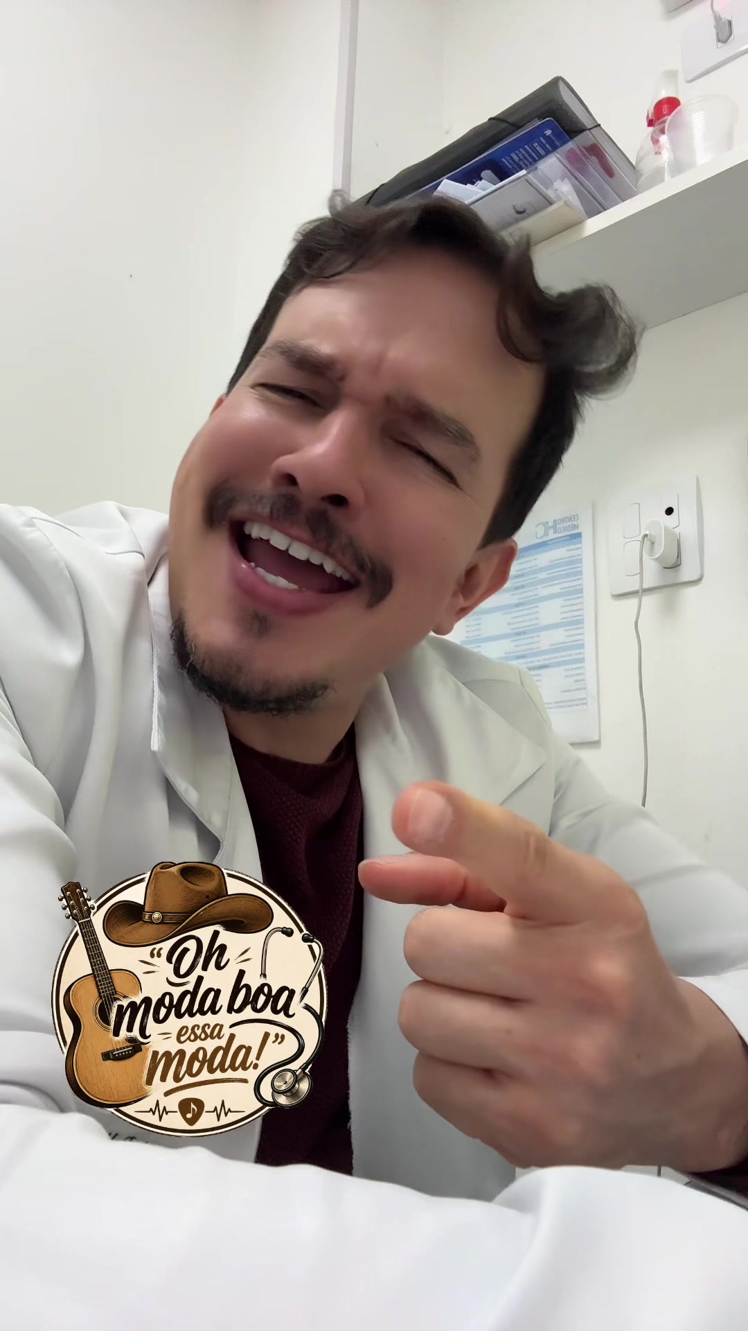 @Dr. Felipe Elias Moreira