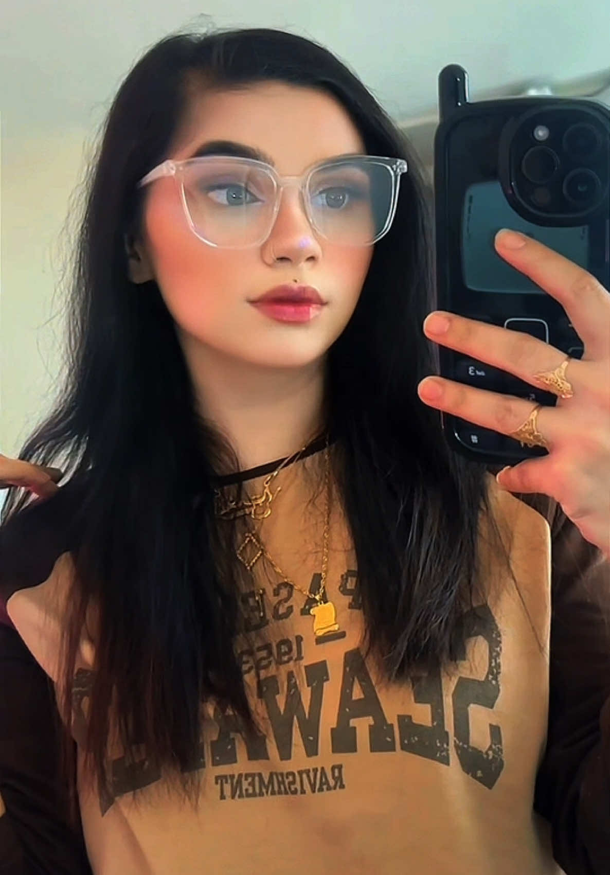 @UfiHassan