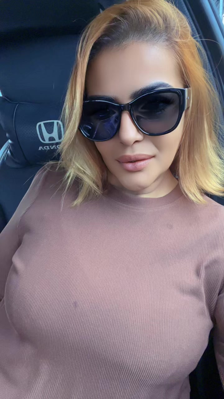 @missrara_kf