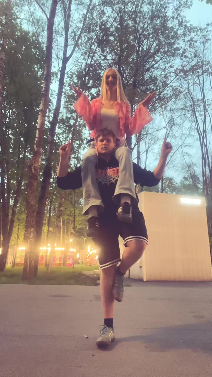 @анюта