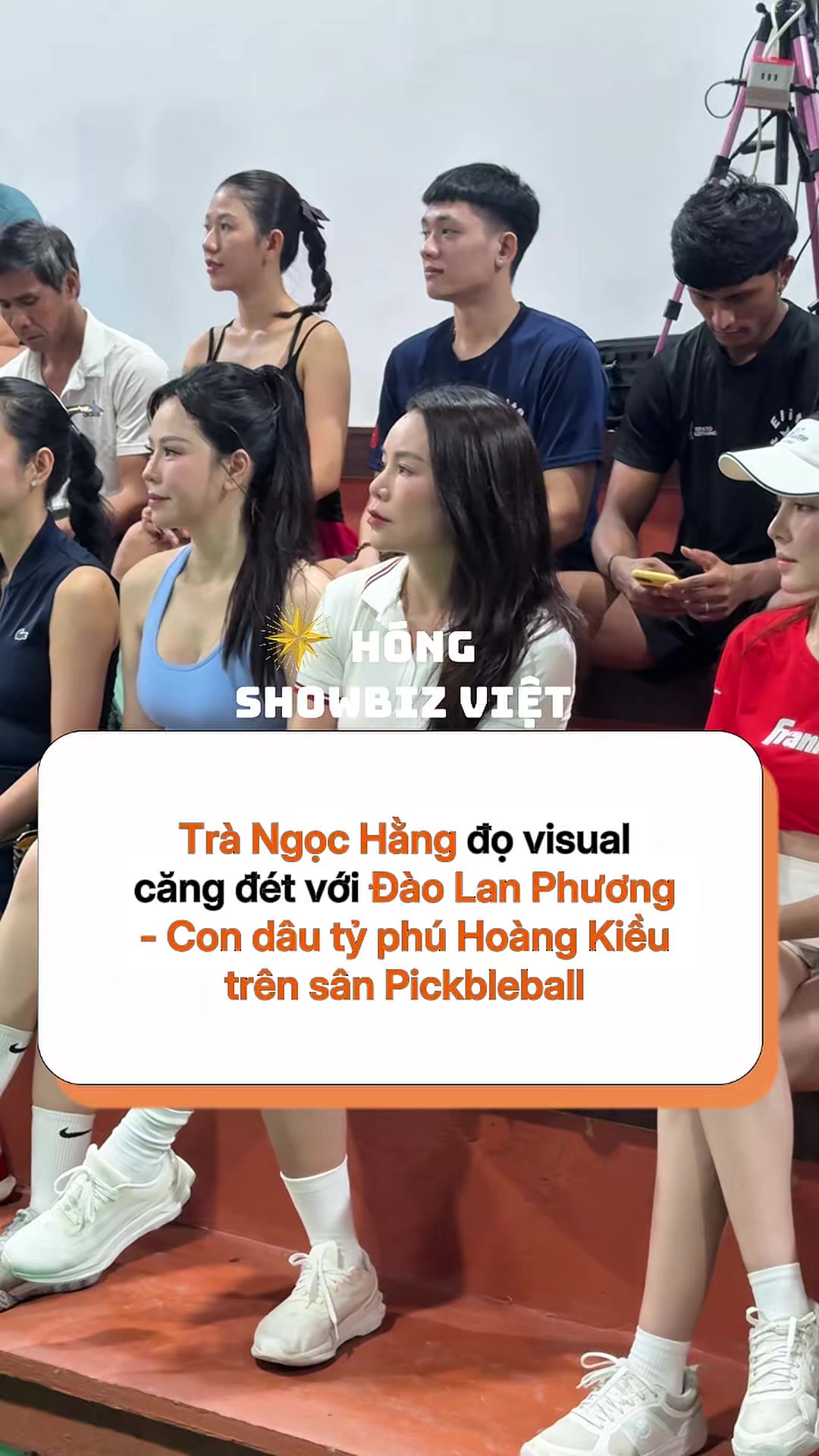 @Hóng Showbiz Việt