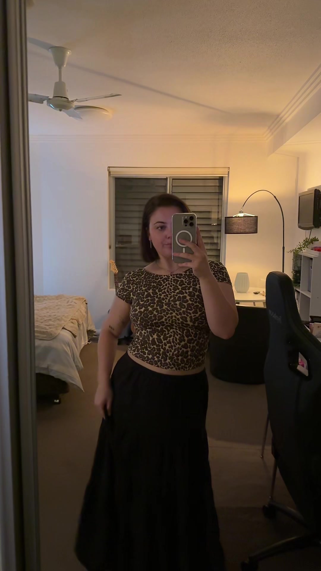 @g