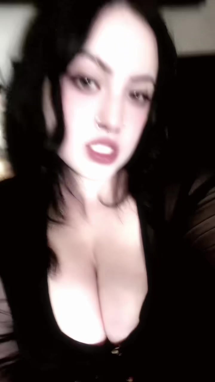 @xoxoTiannaxoxo