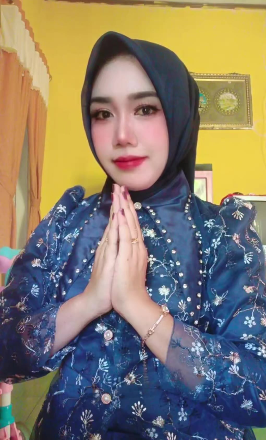 @kanay kanaya