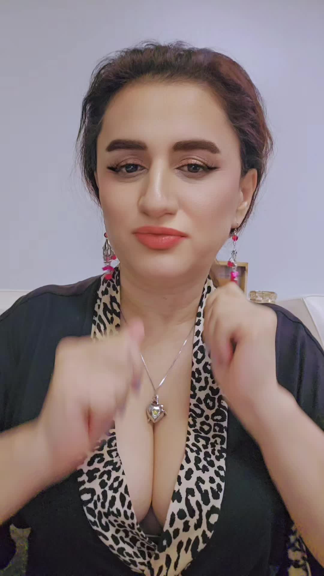 @👑Sultana