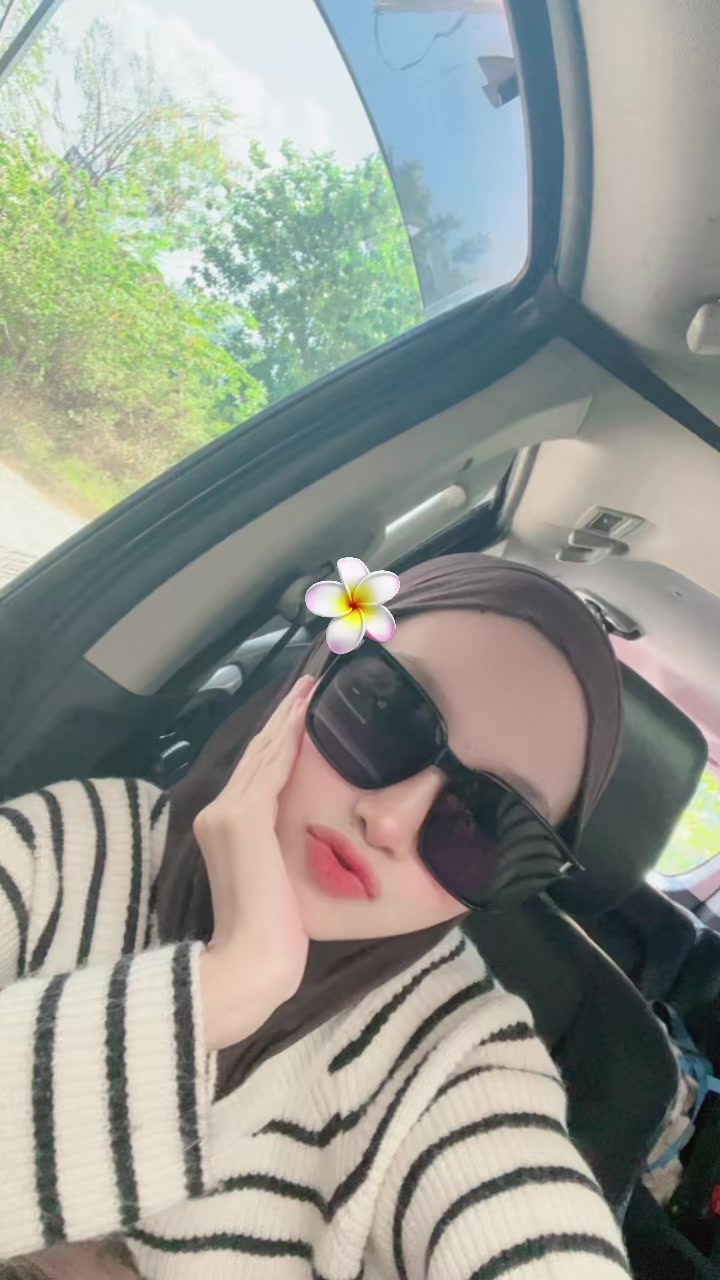 @Vikypiky