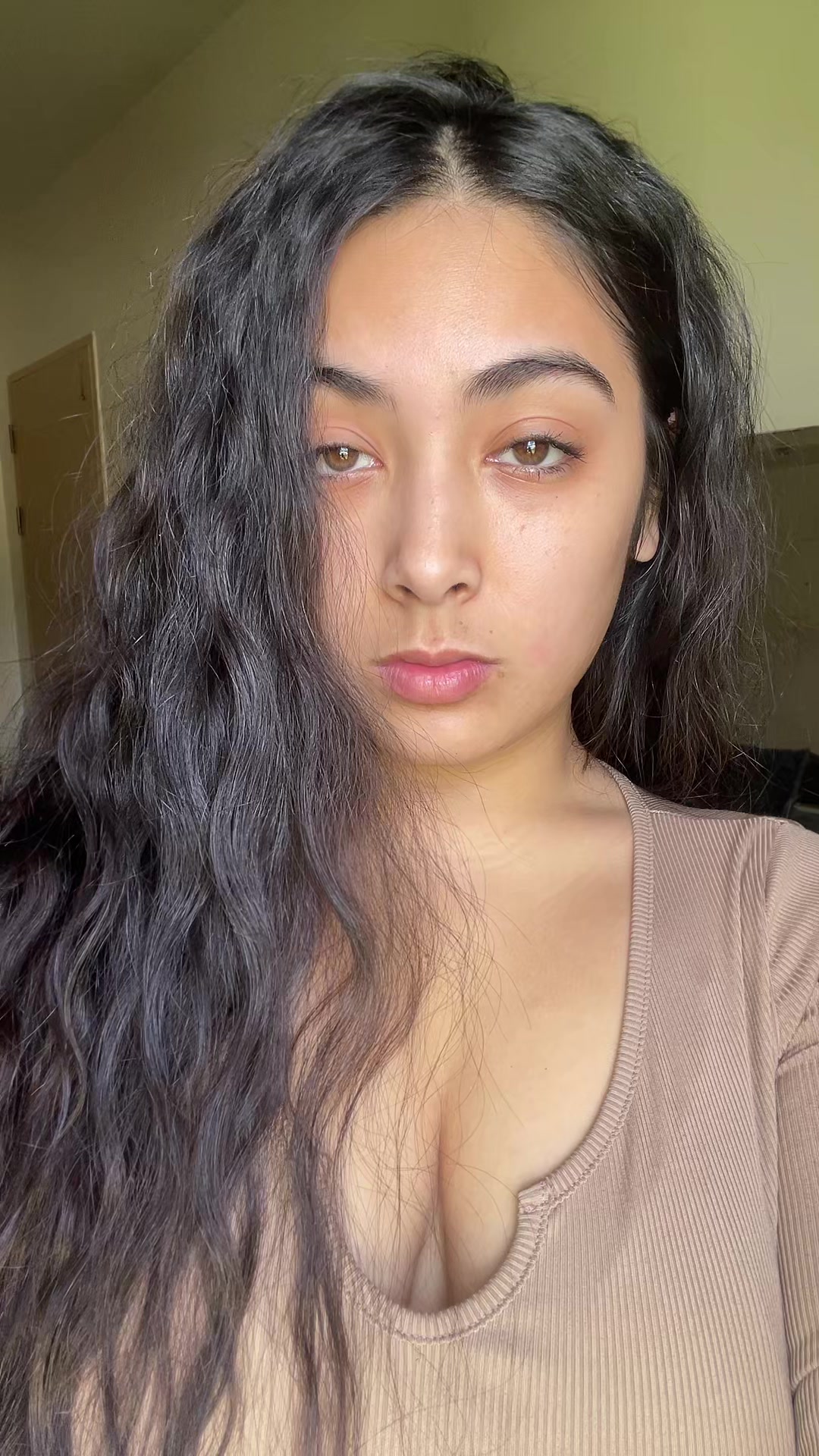 @🦦