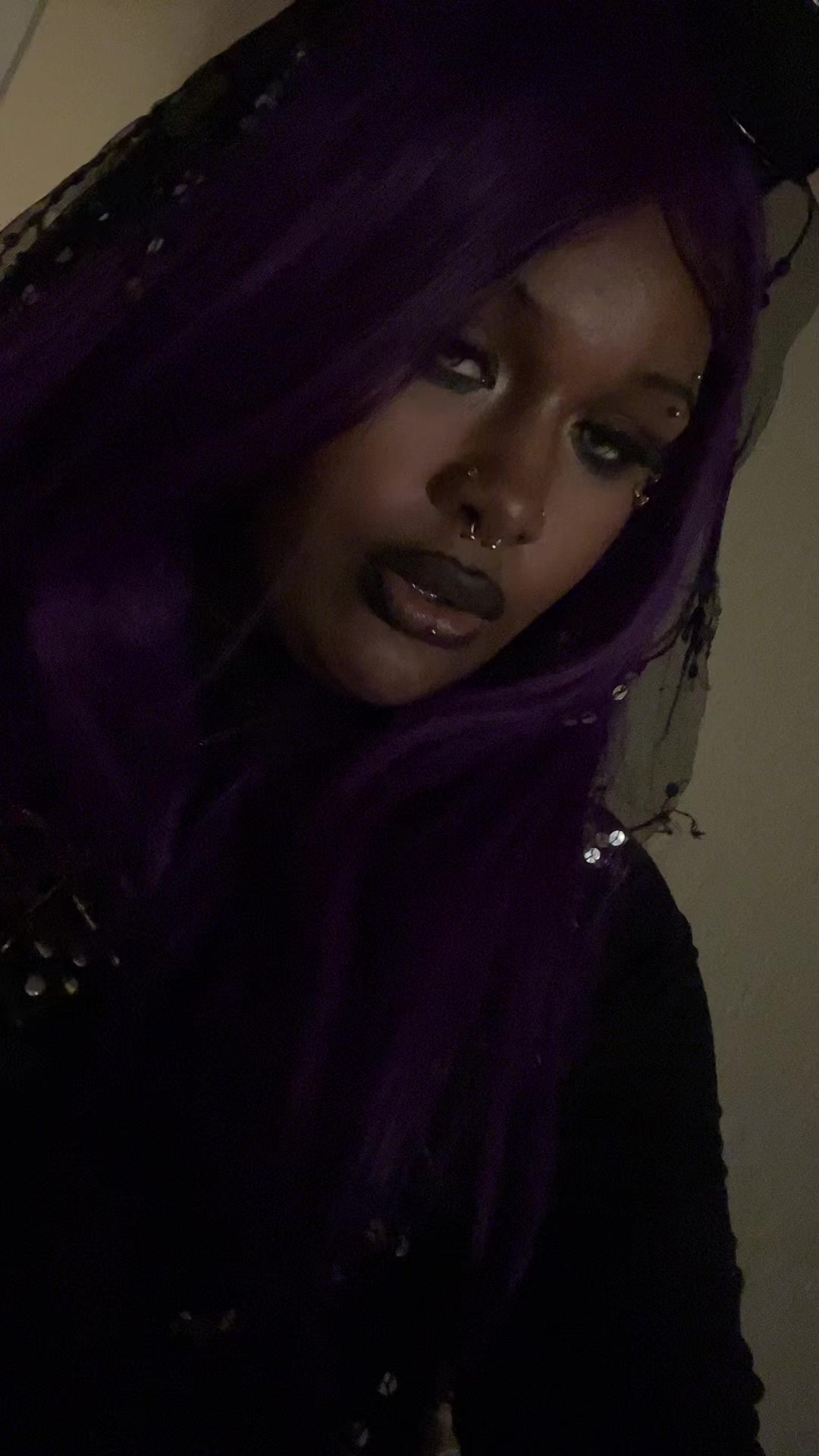 @wolfgyaal