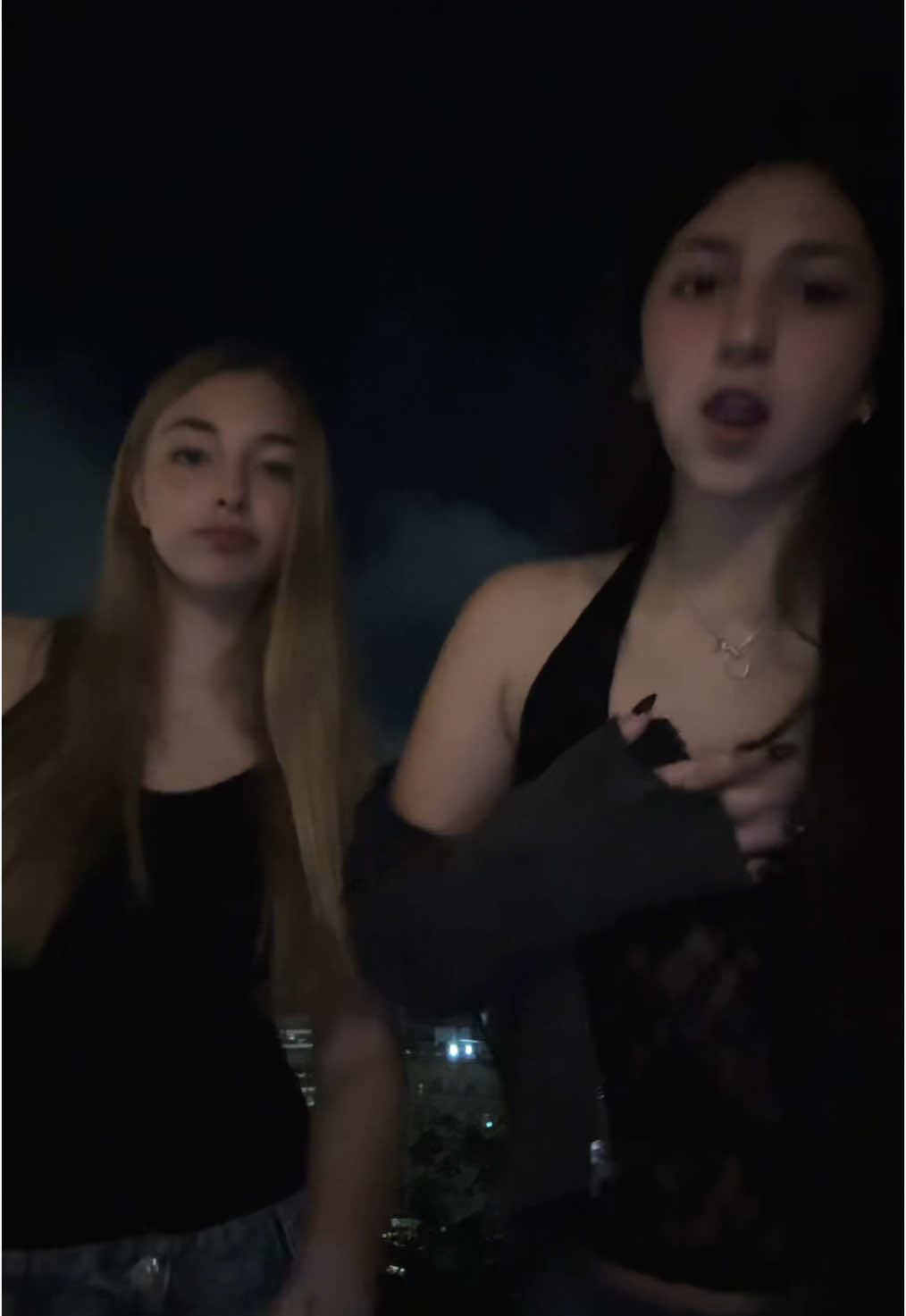 @isabella