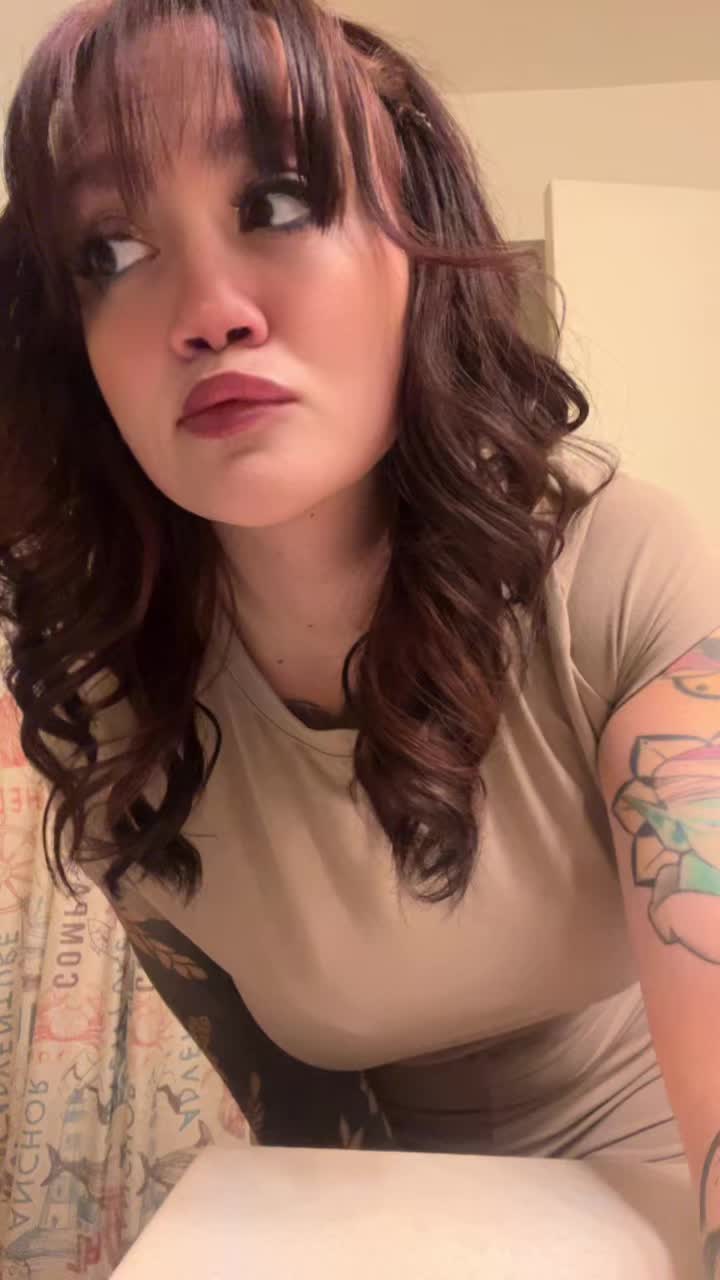 @fatbottomghoul