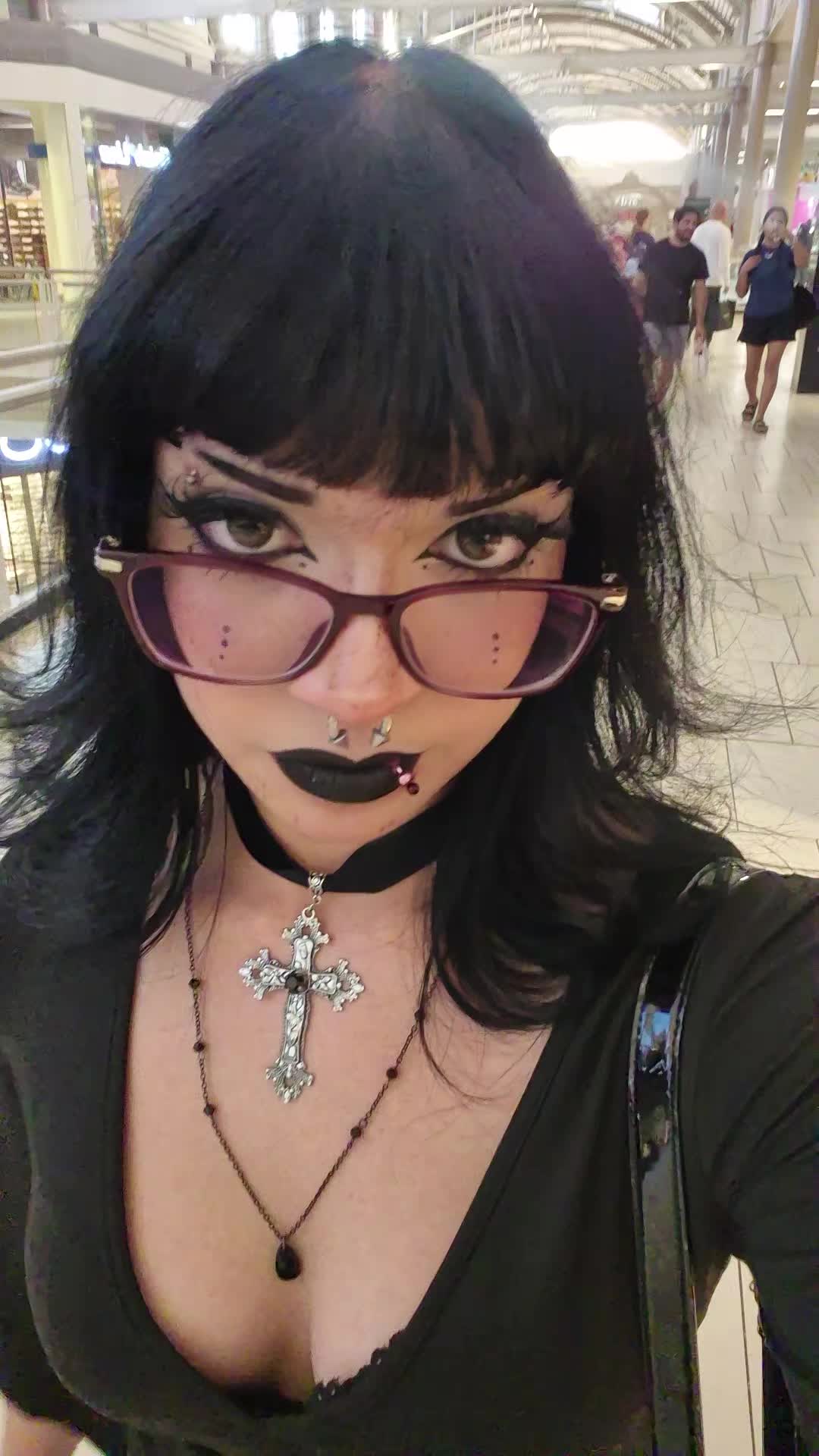 @Miss Dracula