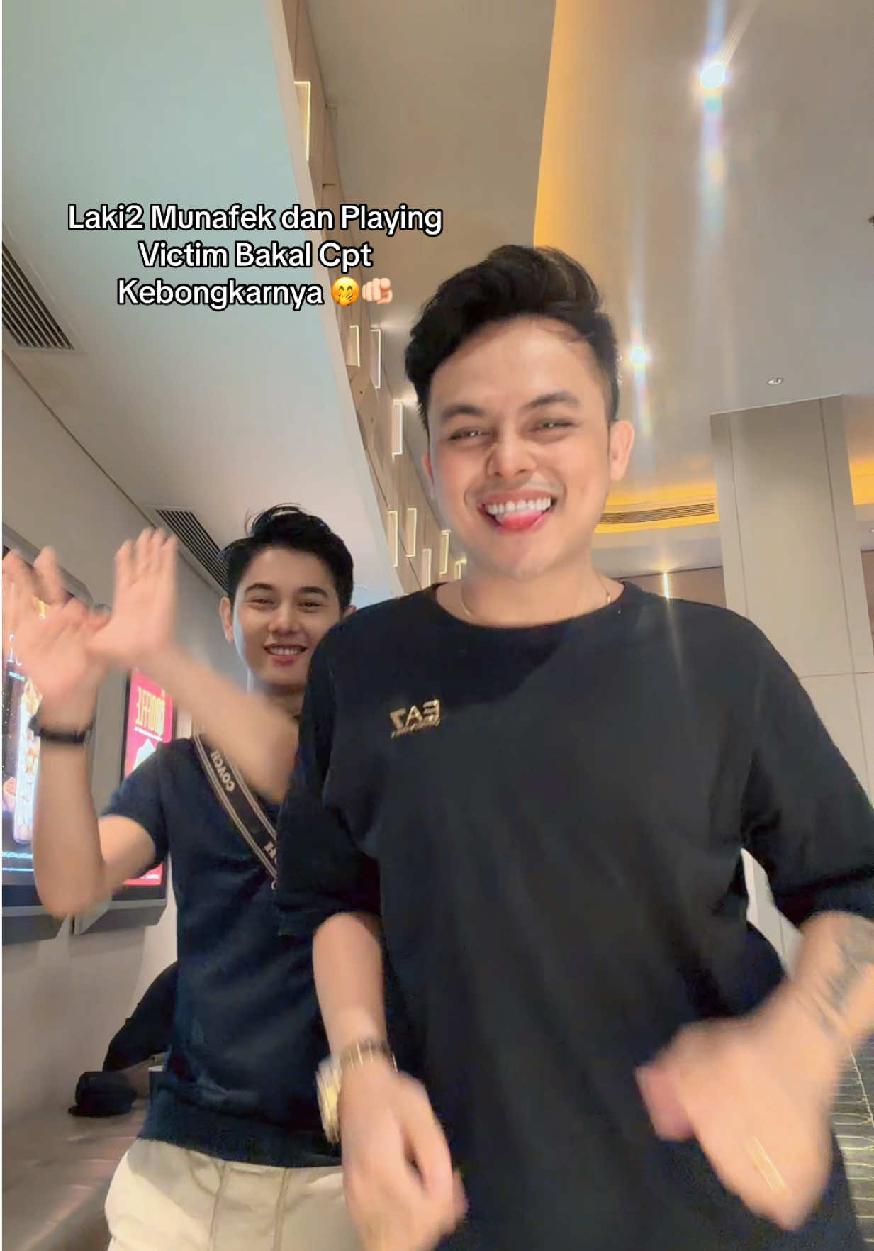 @aastorynew