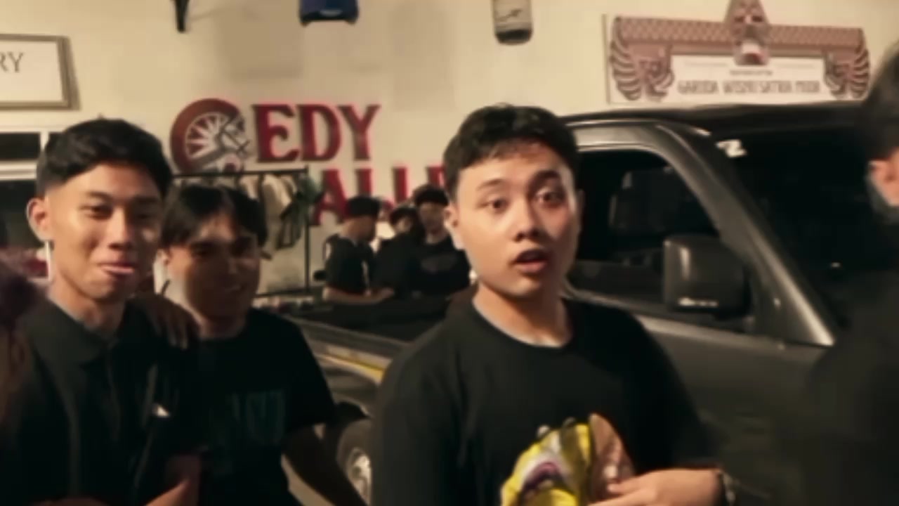 @𝖓𝖚𝖓_𝖊𝖉𝖎𝖙𝖟𝖟