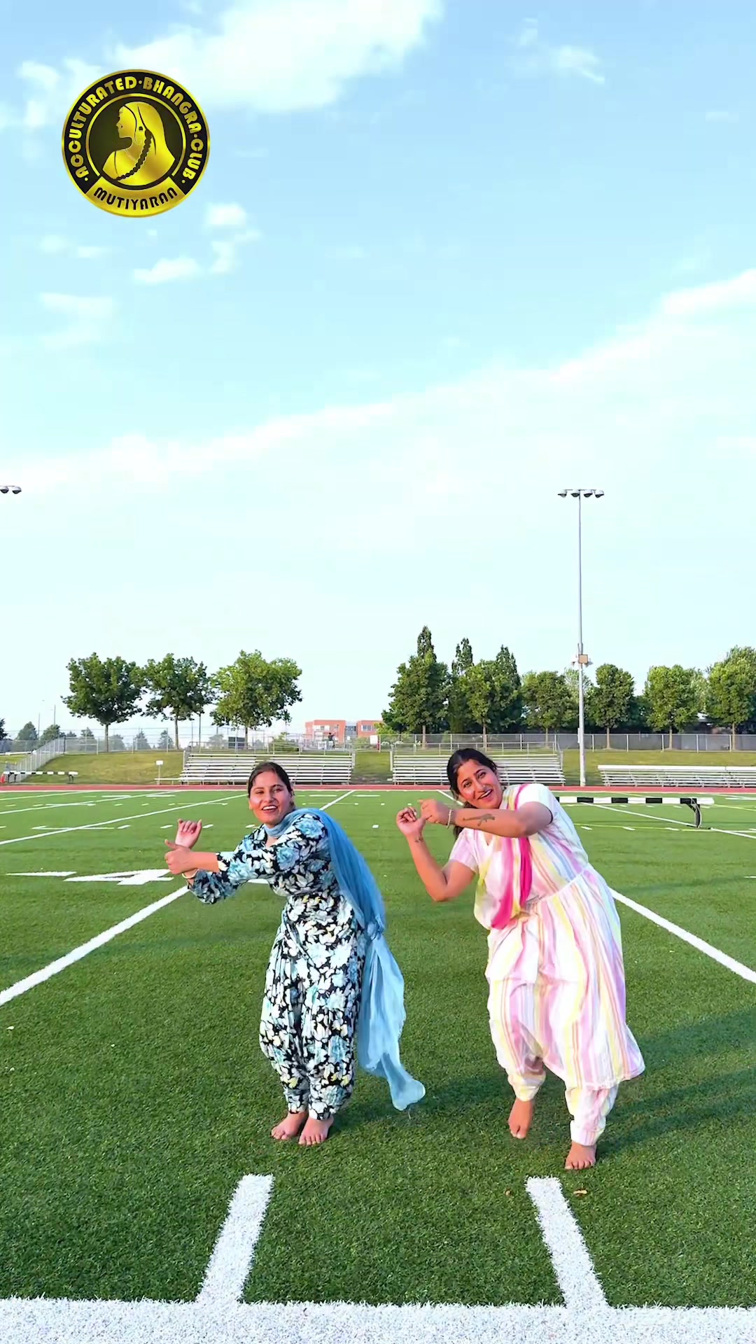 @Bhangra_with_majajanzz
