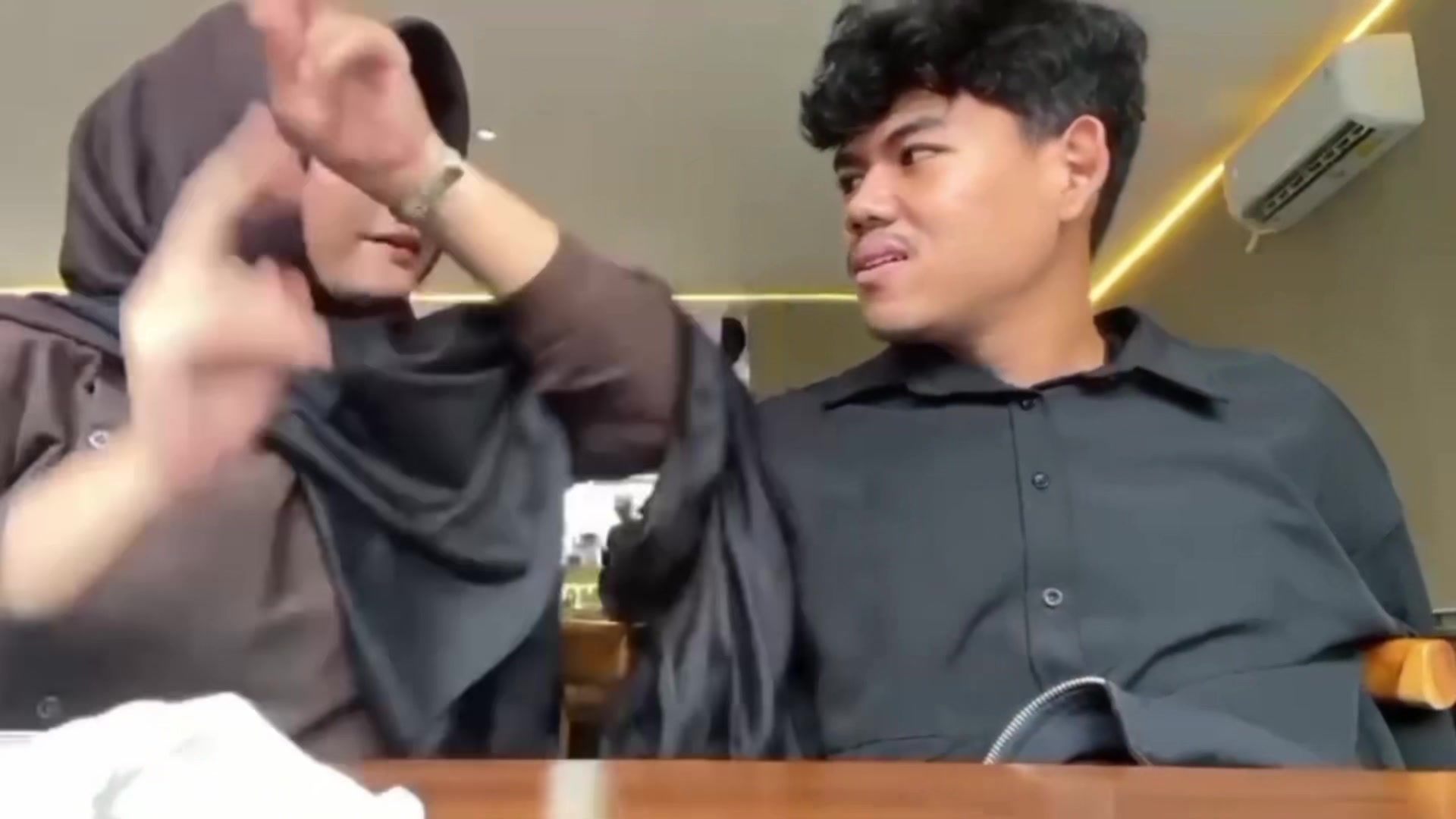 @𝕵𝖆y.