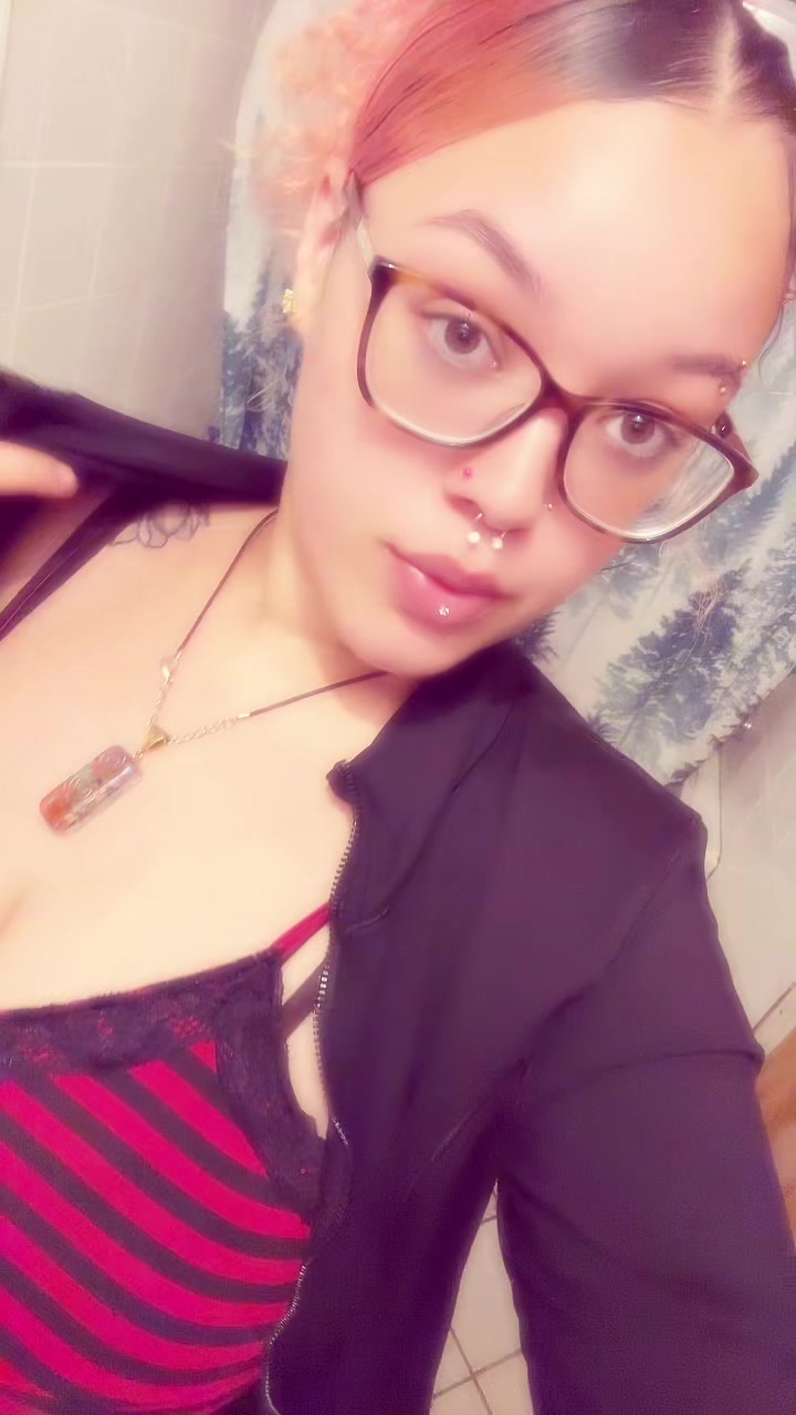 @thickbbria